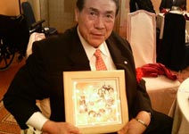 ��i�E���E��ւ̑��蕨�E�ސE�j���E�ސE�L�O�i�ɐl�C�̃v���[���g�w�����킹�̎��v�x